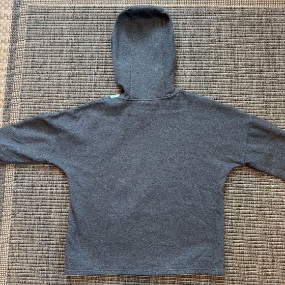 Under Armour Gray and Green Sweatshirt with Neon Stripe - Picture 2 of 3